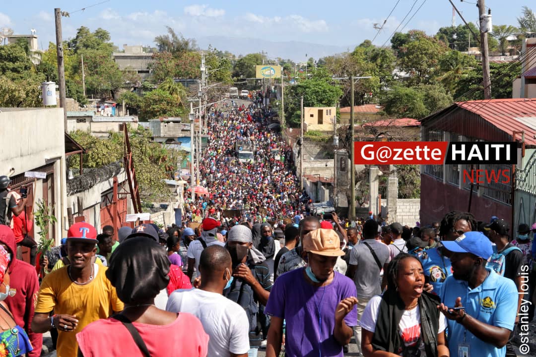 Une vue de la marche des ouvriers 