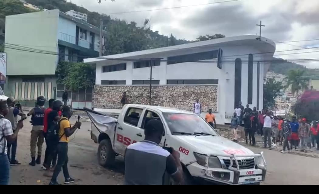 Le véhicule accidenté de la BSAP 